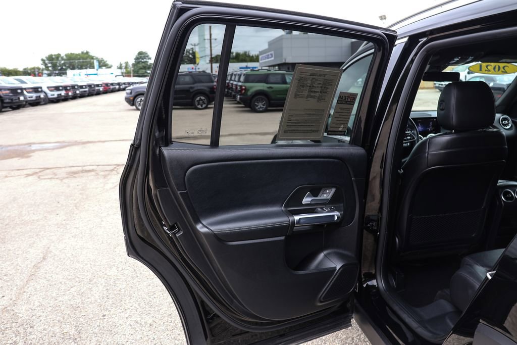 Used 2021 Mercedes-Benz GLB 250 GLB 250 image 32