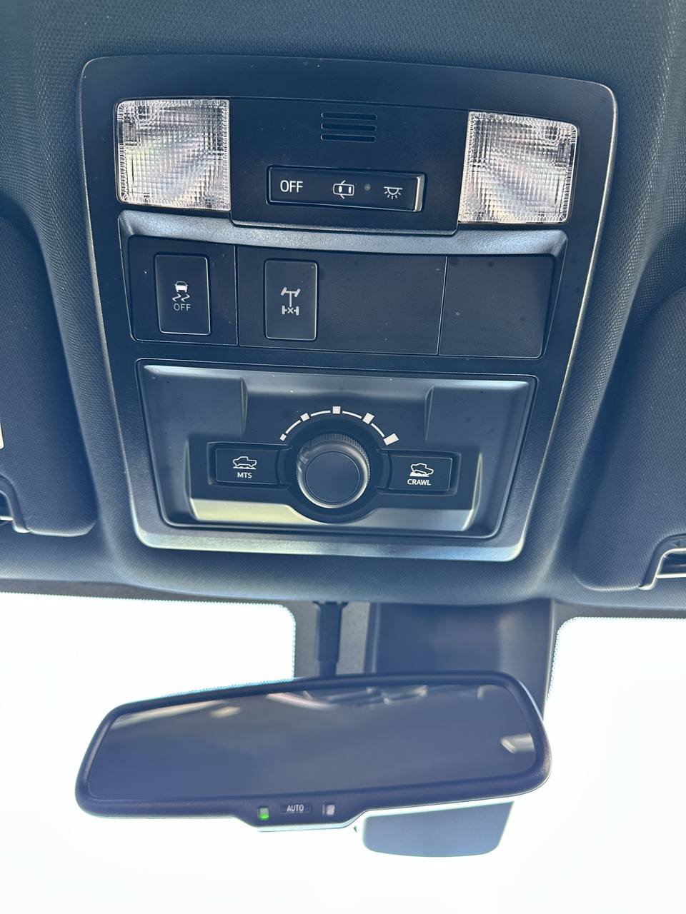 Used 2019 Toyota Tacoma TRD Off-Road w/ Technology Package AWD/4WD image 31