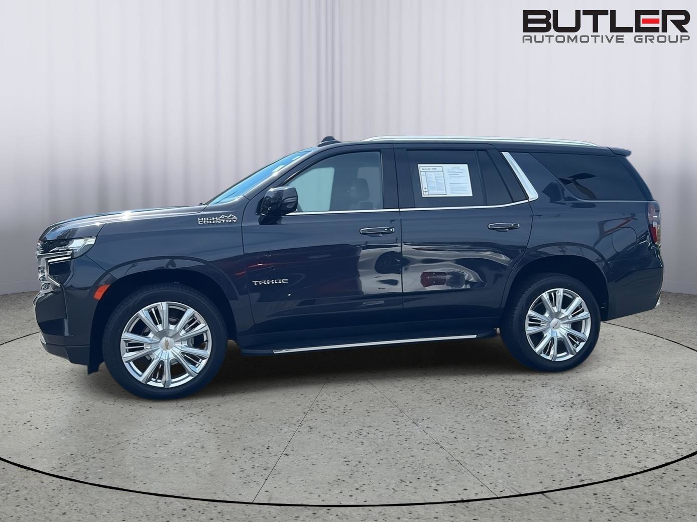 Used 2022 Chevrolet Tahoe High Country image 3