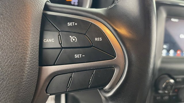 Used 2021 Jeep Grand Cherokee Laredo image 38