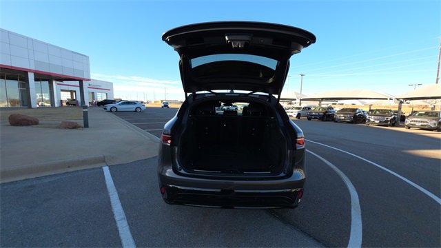 Used 2023 Jaguar F-PACE S image 27