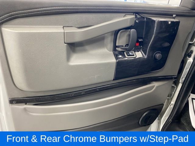 Used 2021 Chevrolet Express 2500 LS w/ Enhanced Convenience Package image 13
