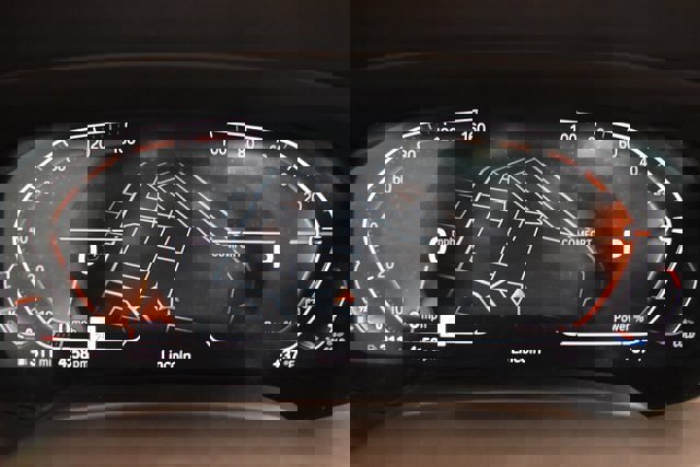 Used 2023 BMW X5 xDrive40i w/ M Sport Package image 28