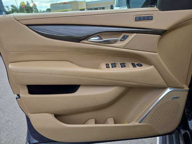 Used 2019 Cadillac Escalade Platinum AWD/4WD image 15