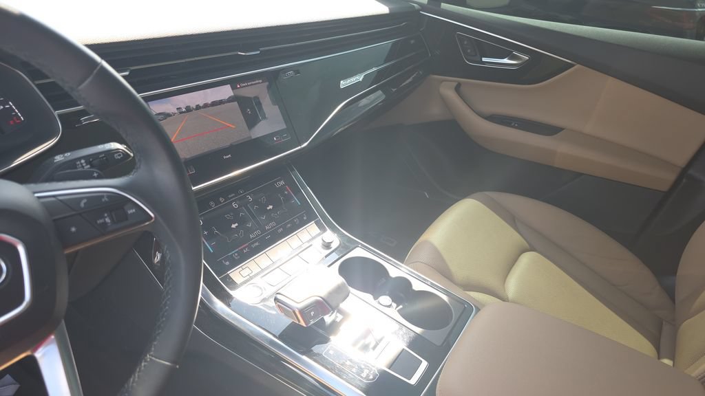 Used 2021 Audi Q7 2.0T Premium Plus AWD/4WD image 21
