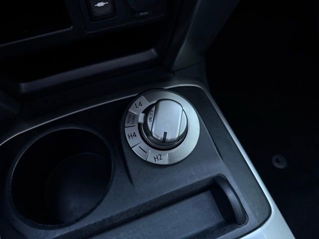 Used 2015 Toyota 4Runner SR5 Premium image 19