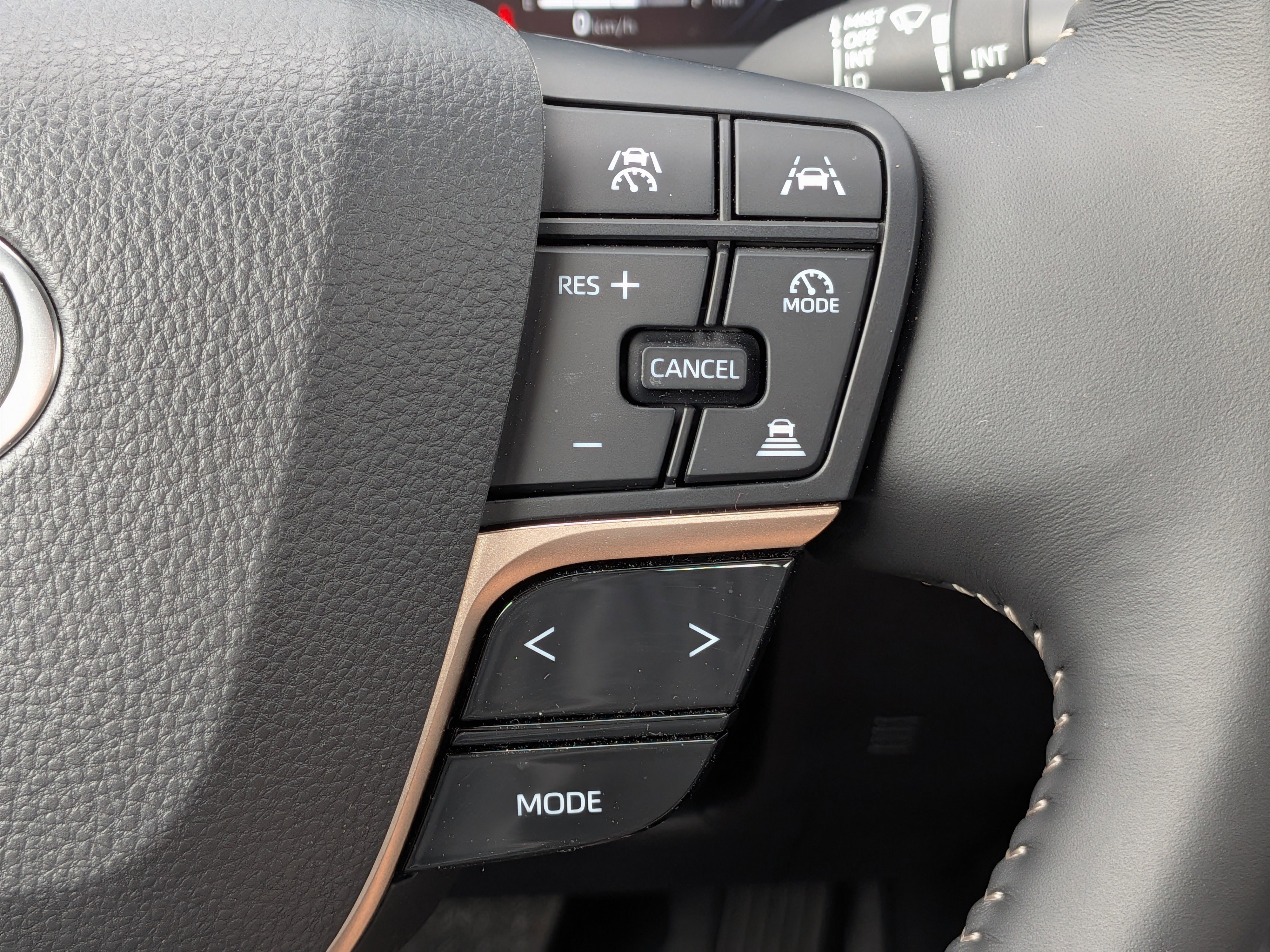 Used 2026 Toyota Crown AWD/4WD image 23