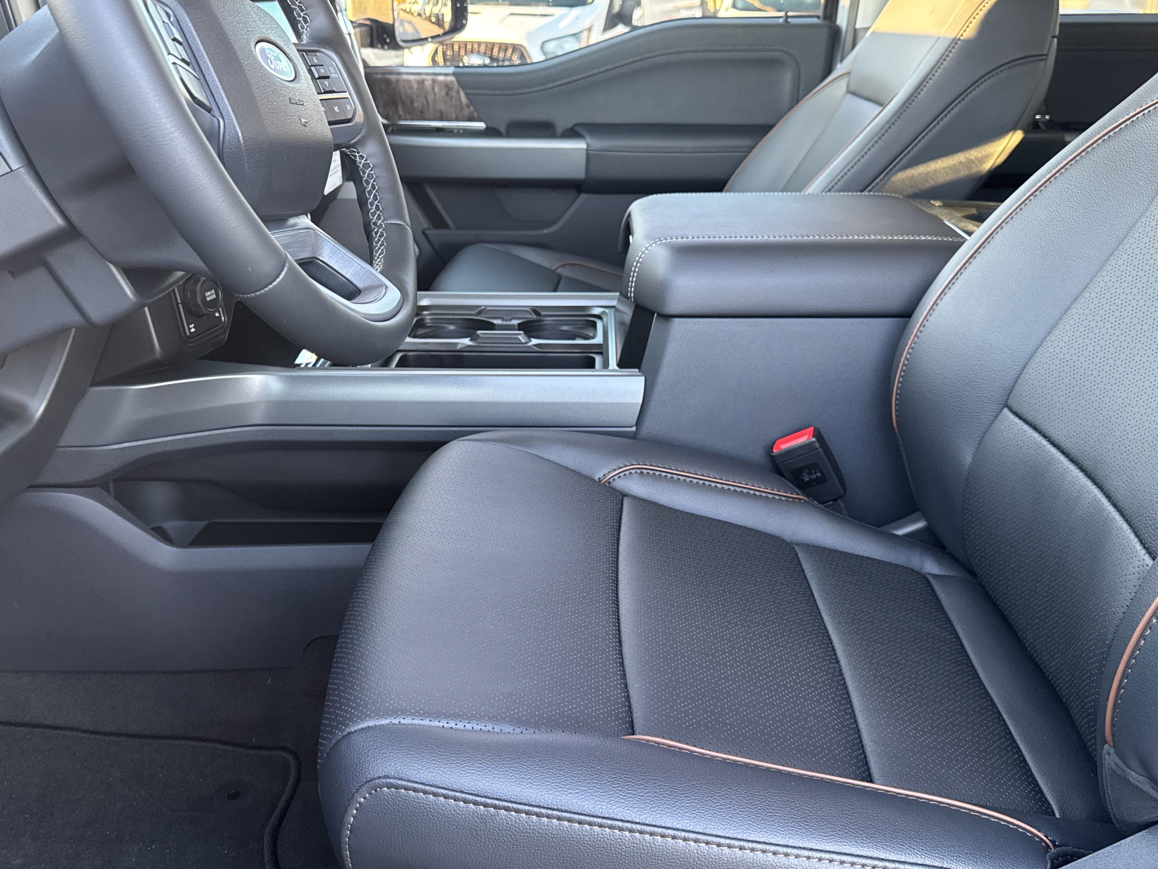 New 2026 Ford F250 4x4 Crew Cab Super Duty image 9