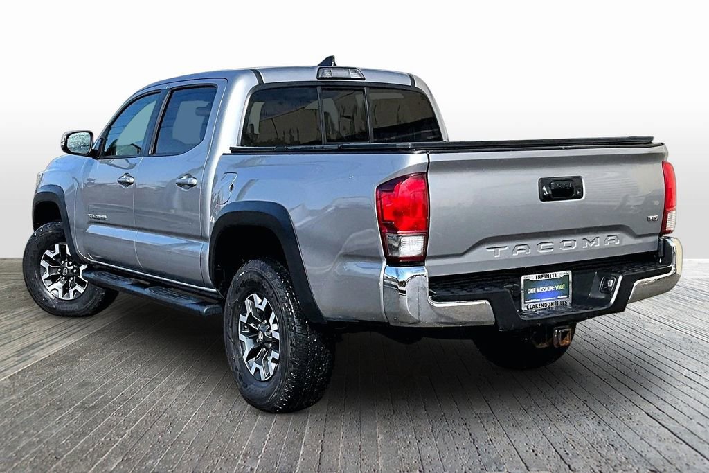 Used 2016 Toyota Tacoma TRD Off-Road w/ Towing Package image 6