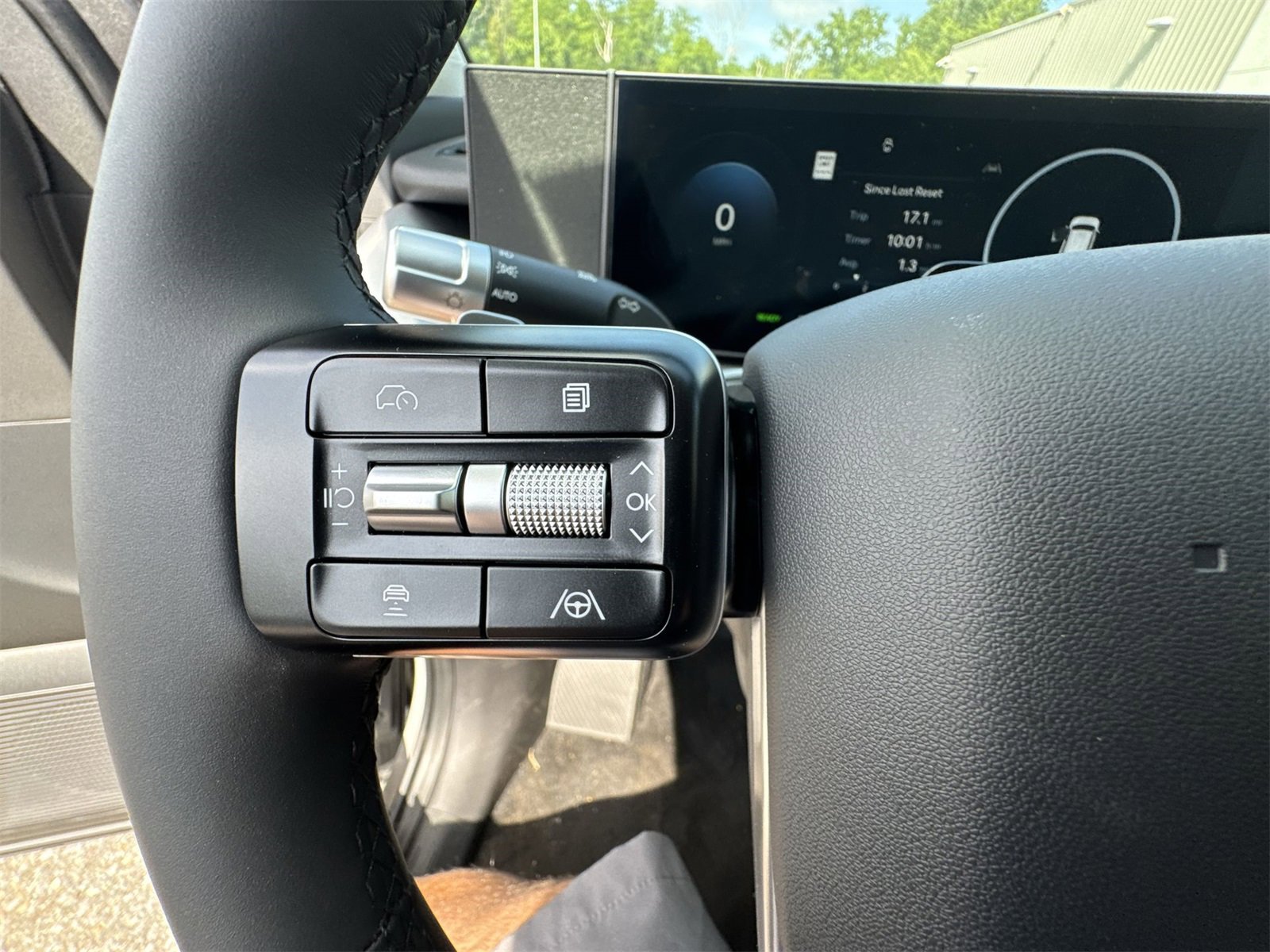 New 2026 Hyundai Ioniq 9 SE image 26