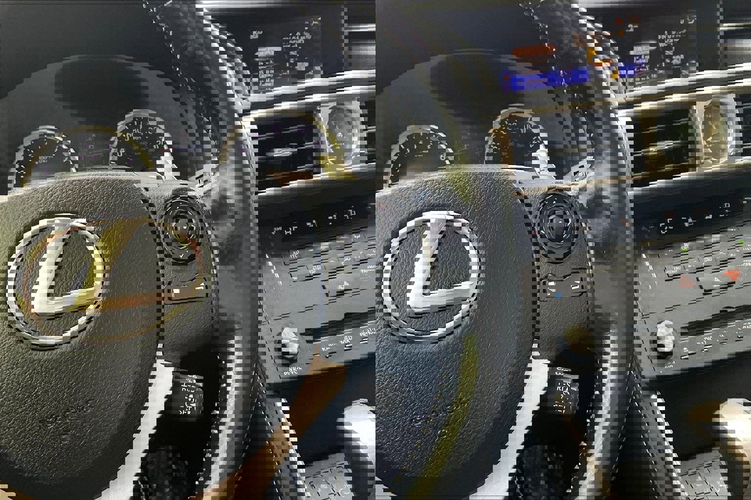 Used 2016 Lexus IS 300 AWD w/ Premium Package image 12