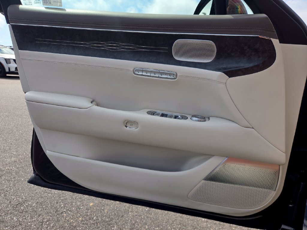 Used 2025 Genesis G90 3.5T AWD/4WD image 27