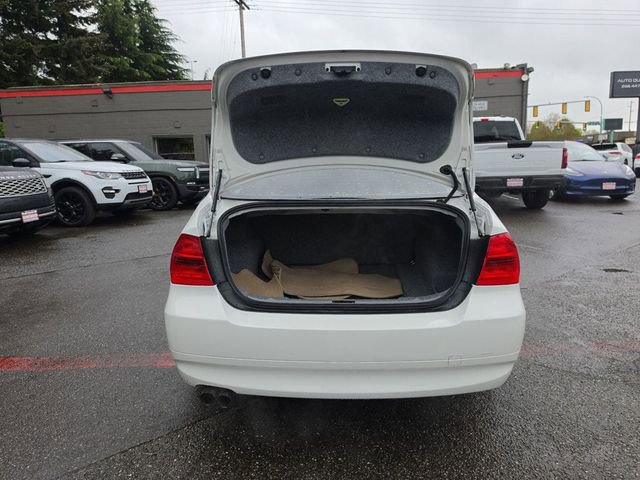 Used 2007 BMW 328i Sedan RWD image 11