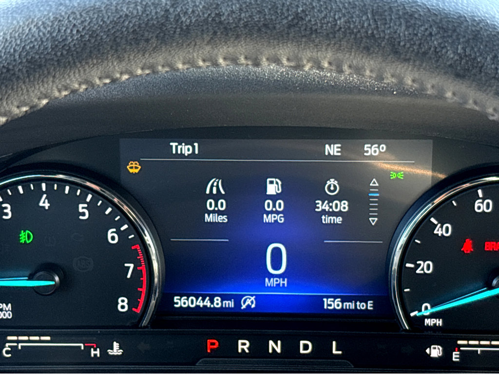 Used 2024 Ford Explorer XLT w/ Equipment Group 202A image 4