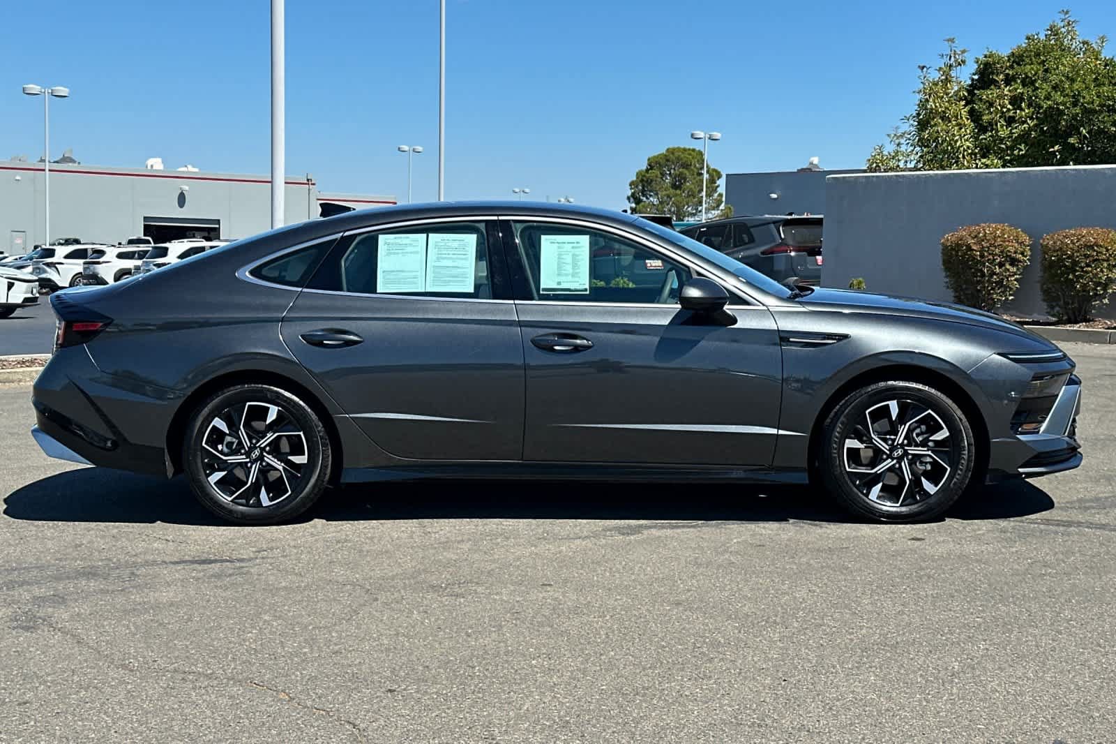 Used 2024 Hyundai Sonata SEL FWD image 6