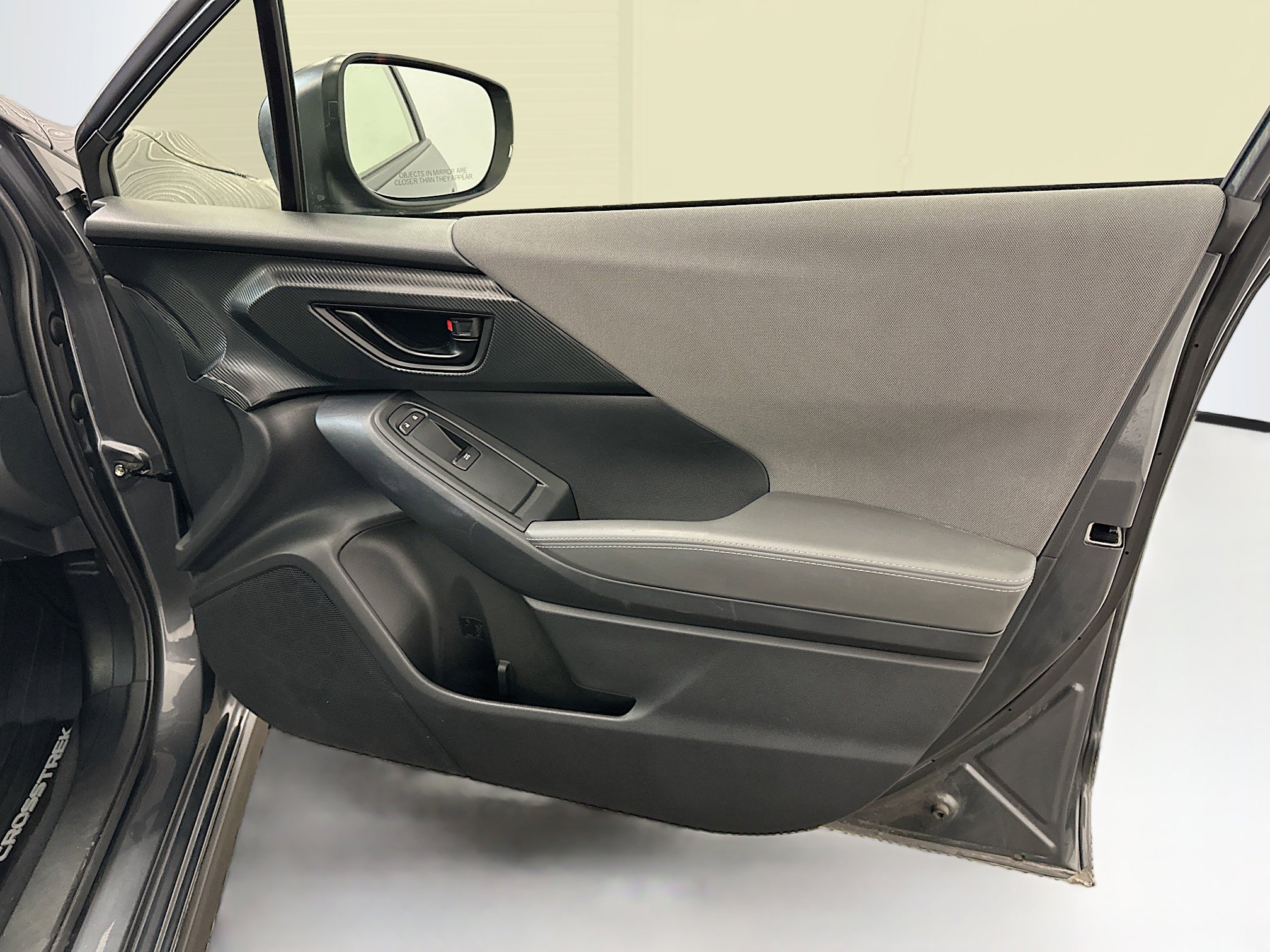 Used 2024 Subaru Crosstrek 2.0i Premium image 32