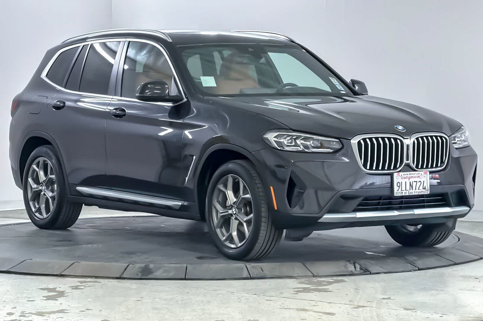 Used 2024 BMW X3 xDrive30i w/ Premium Package w/ZPA AWD/4WD image 9