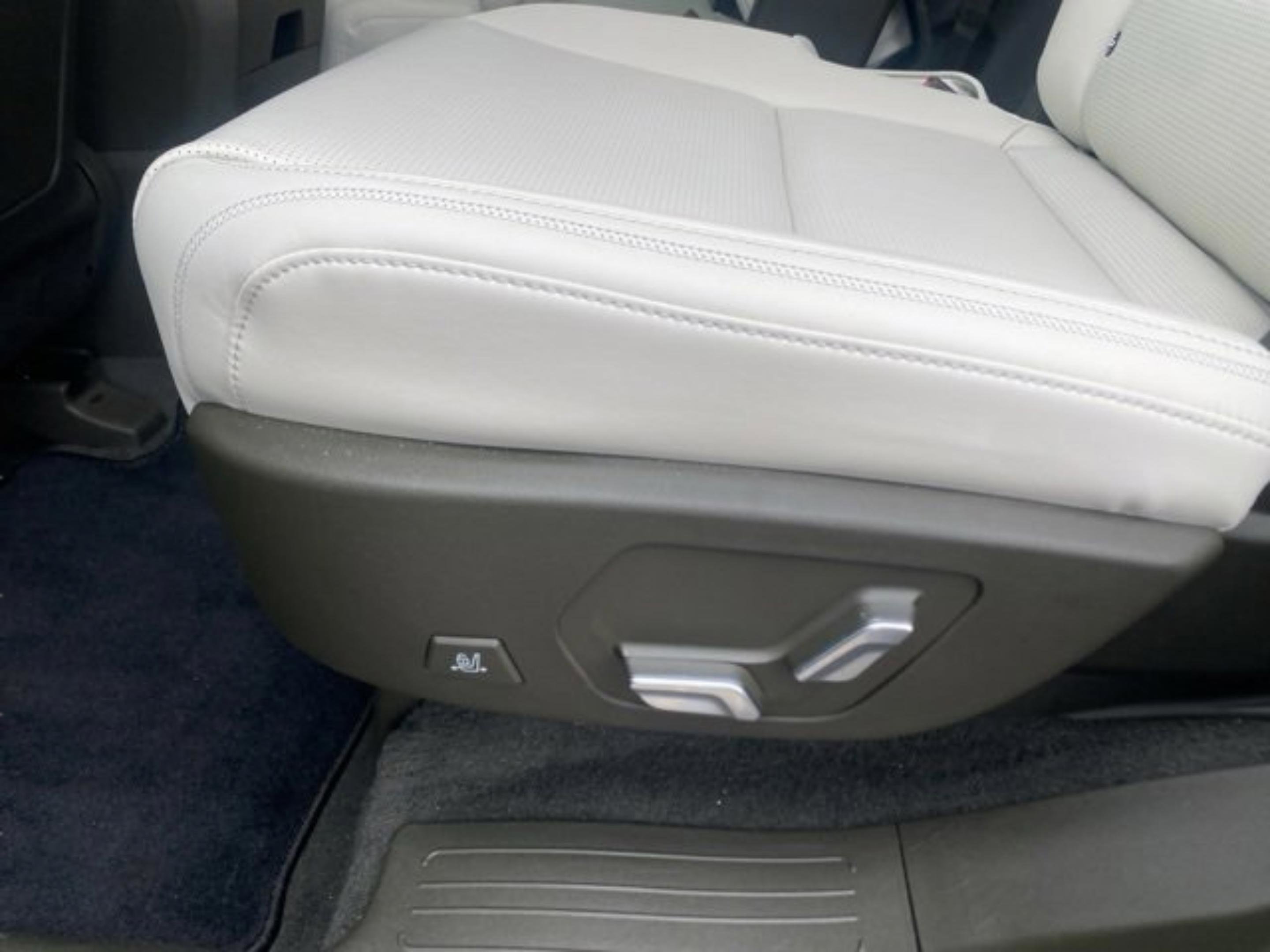 Certified 2025 Hyundai Santa Fe Calligraphy image 27