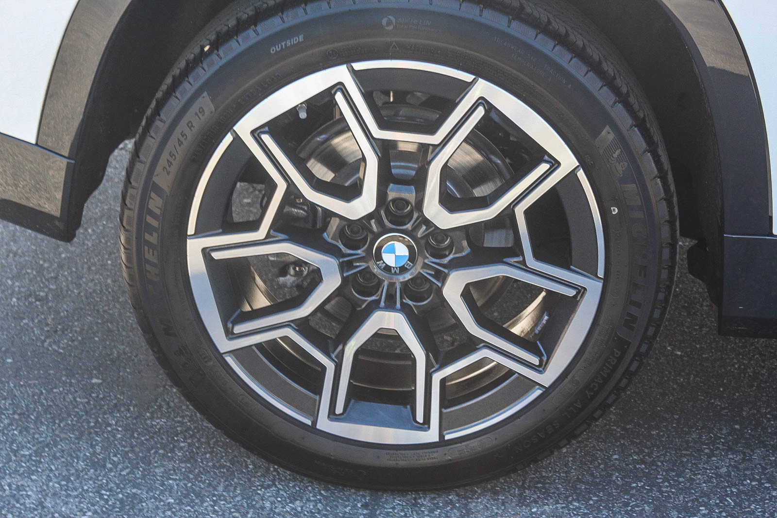 Certified 2025 BMW X1 xDrive28i w/ Convenience Package image 11