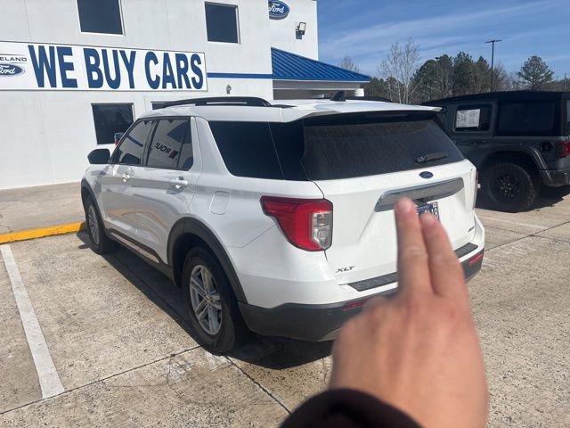 Used 2021 Ford Explorer XLT w/ Equipment Group 202A image 13
