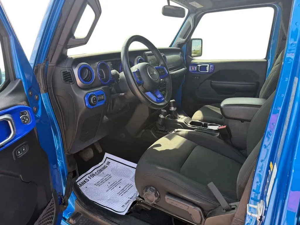 Used 2021 Jeep Gladiator Sport AWD/4WD image 14