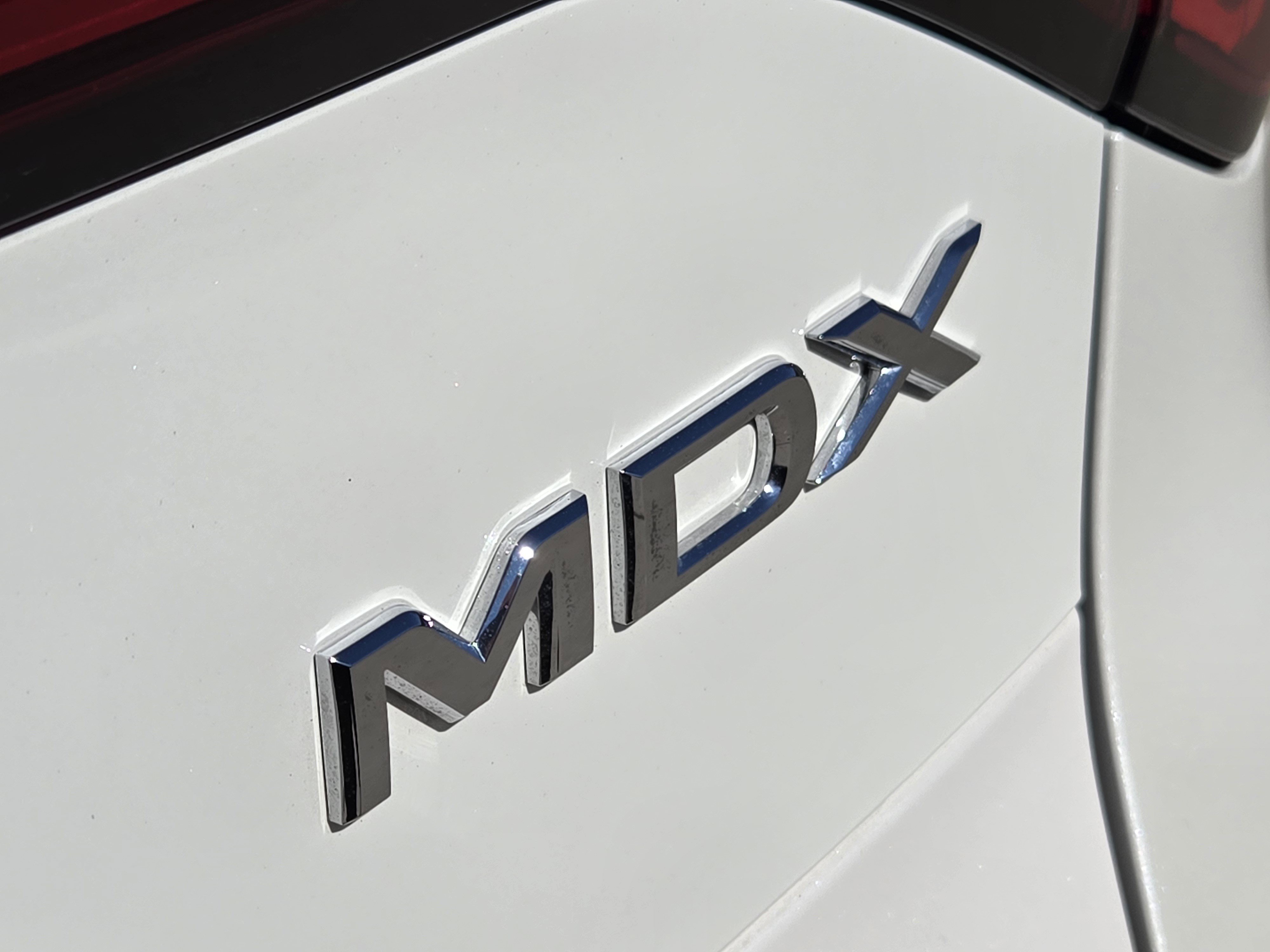 Certified 2025 Acura MDX w/ Technology Package image 11