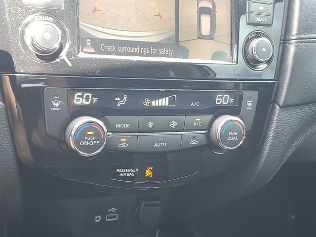 Used 2020 Nissan Rogue SL FWD image 29