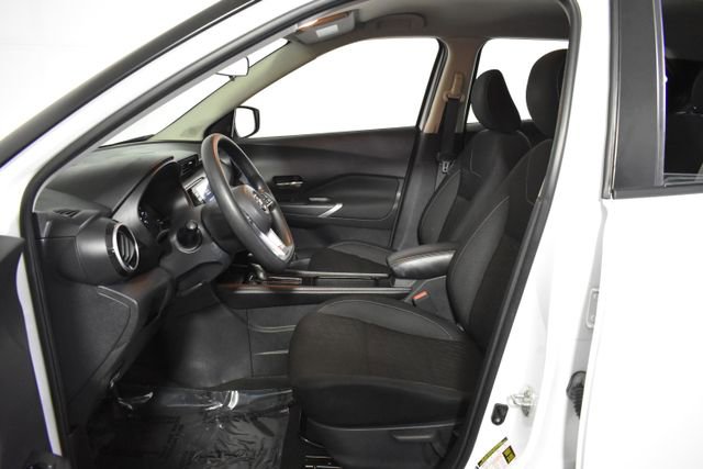 Used 2021 Nissan Kicks SV FWD image 11
