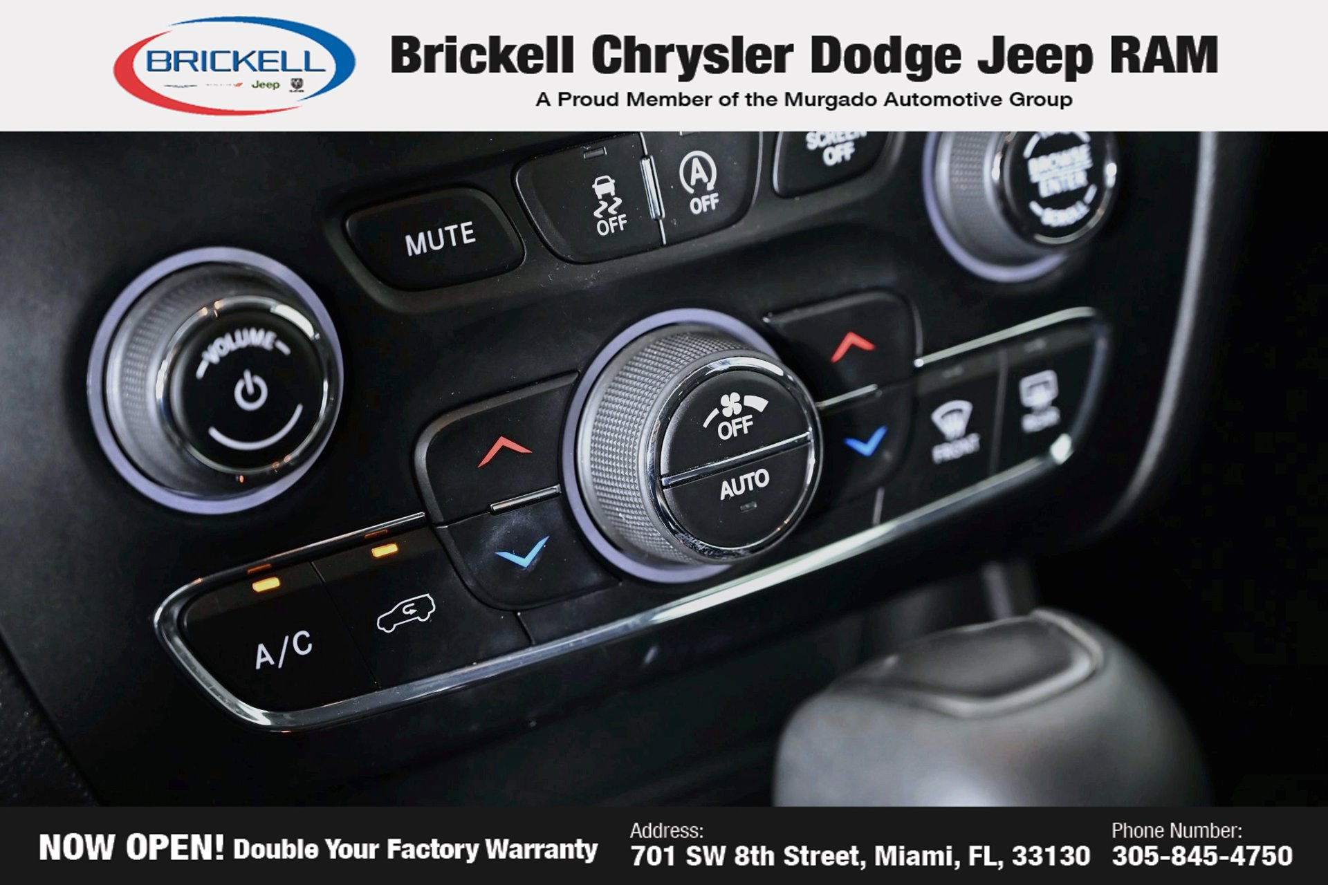 Used 2019 Jeep Cherokee Limited FWD image 30