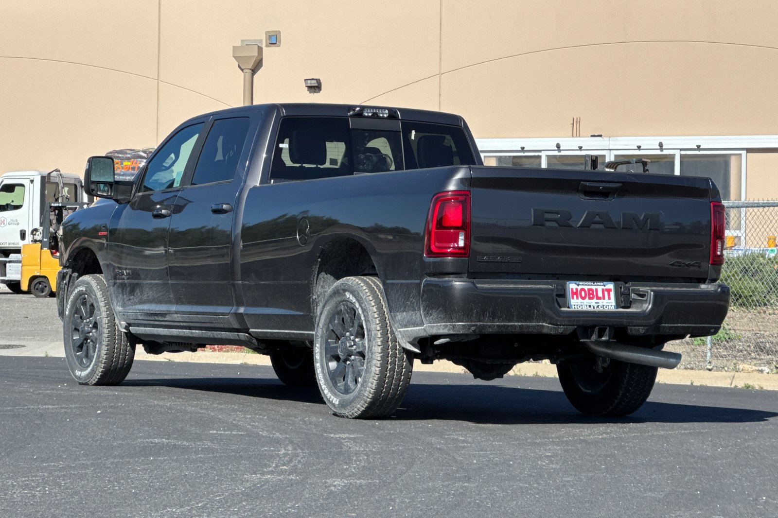 New 2026 RAM 2500 Laramie AWD/4WD image 5