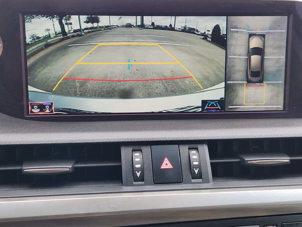 Used 2019 Lexus ES 350 Ultra Luxury w/ Accessory Package 2 FWD image 17