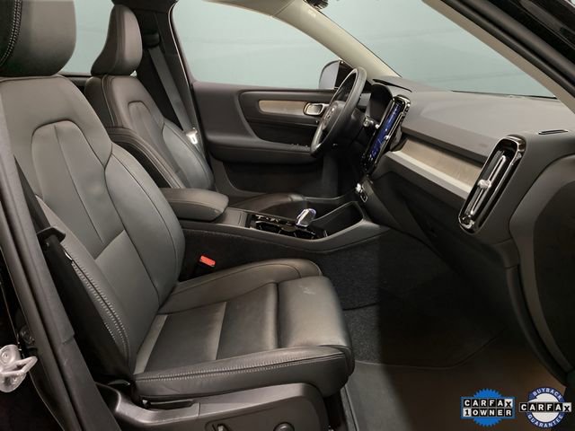 Used 2025 Volvo XC40 B5 Plus image 72