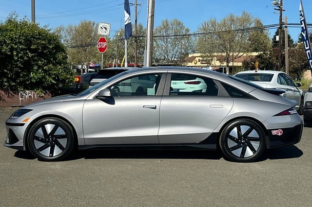 Certified 2024 Hyundai Ioniq 6 SE image 10