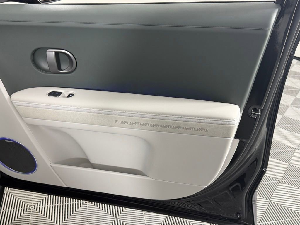 Used 2026 Hyundai Ioniq 5 Limited AWD/4WD image 34