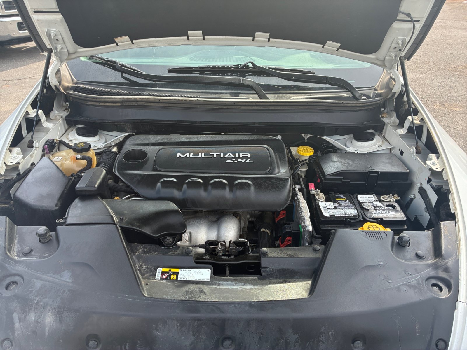 Used 2017 Jeep Cherokee Sport FWD image 32