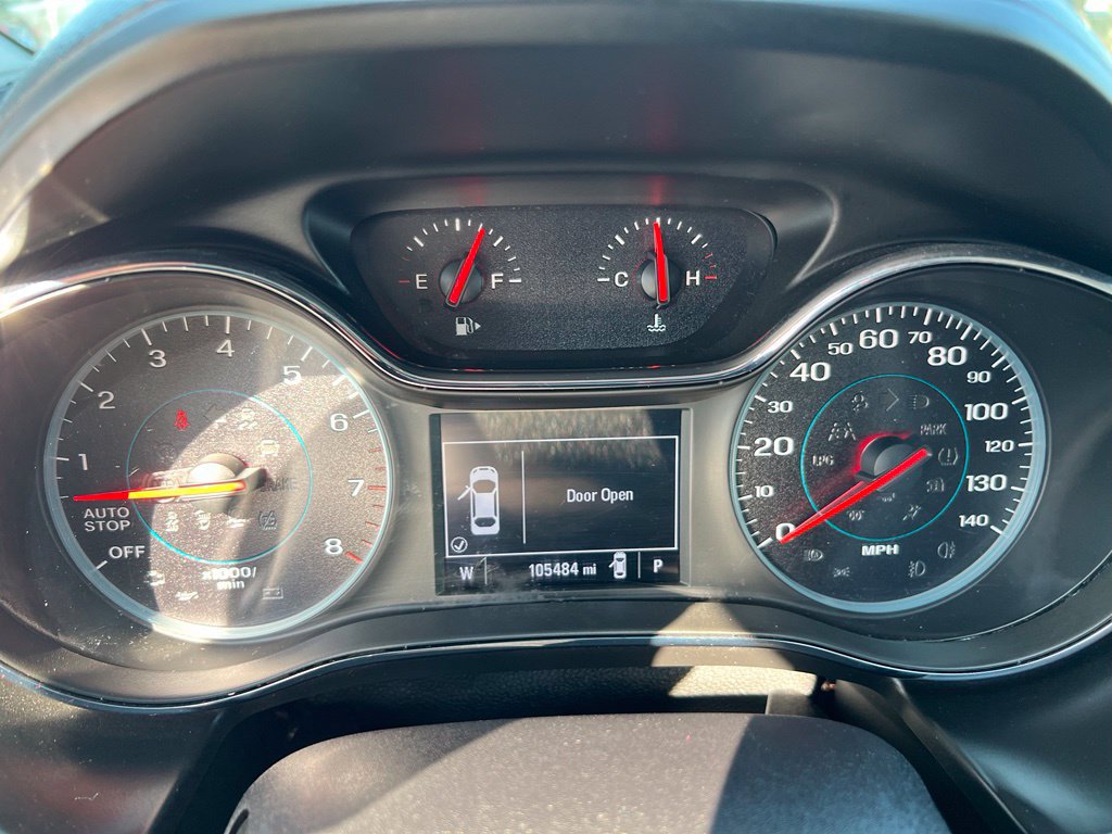 Used 2019 Chevrolet Cruze Premier FWD image 39