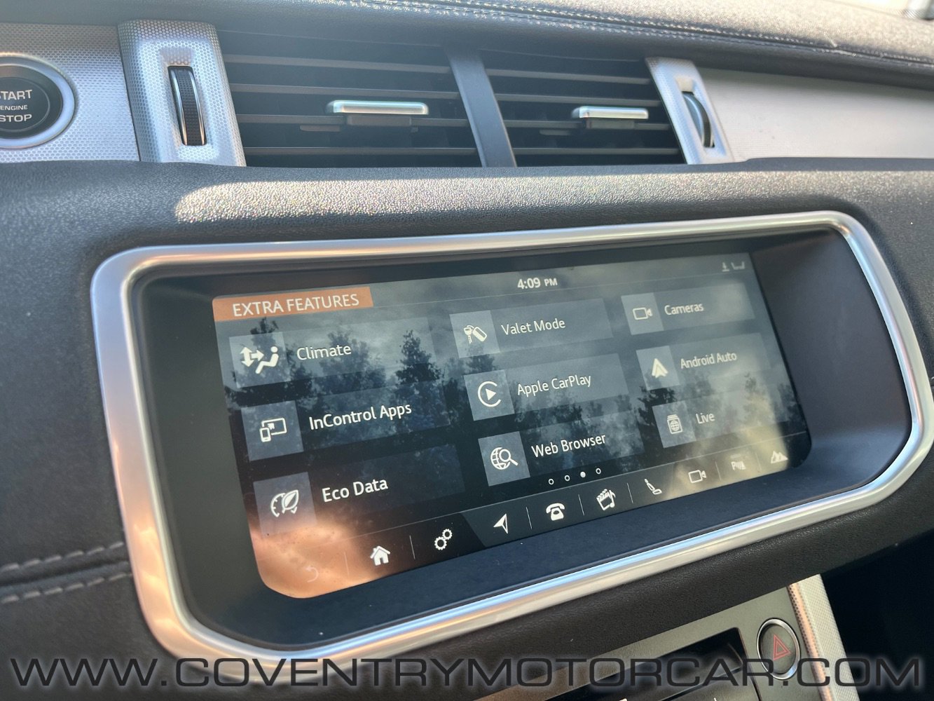 Used 2017 Land Rover Range Rover Evoque HSE Dynamic image 19