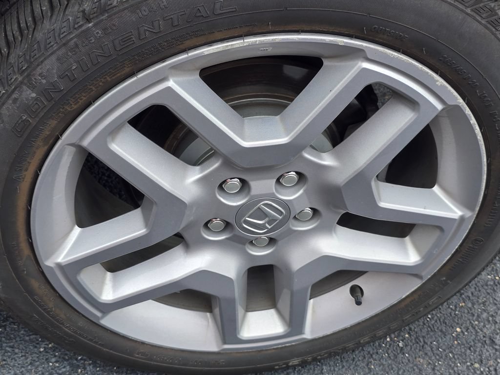 Used 2025 Honda Passport EX-L image 27