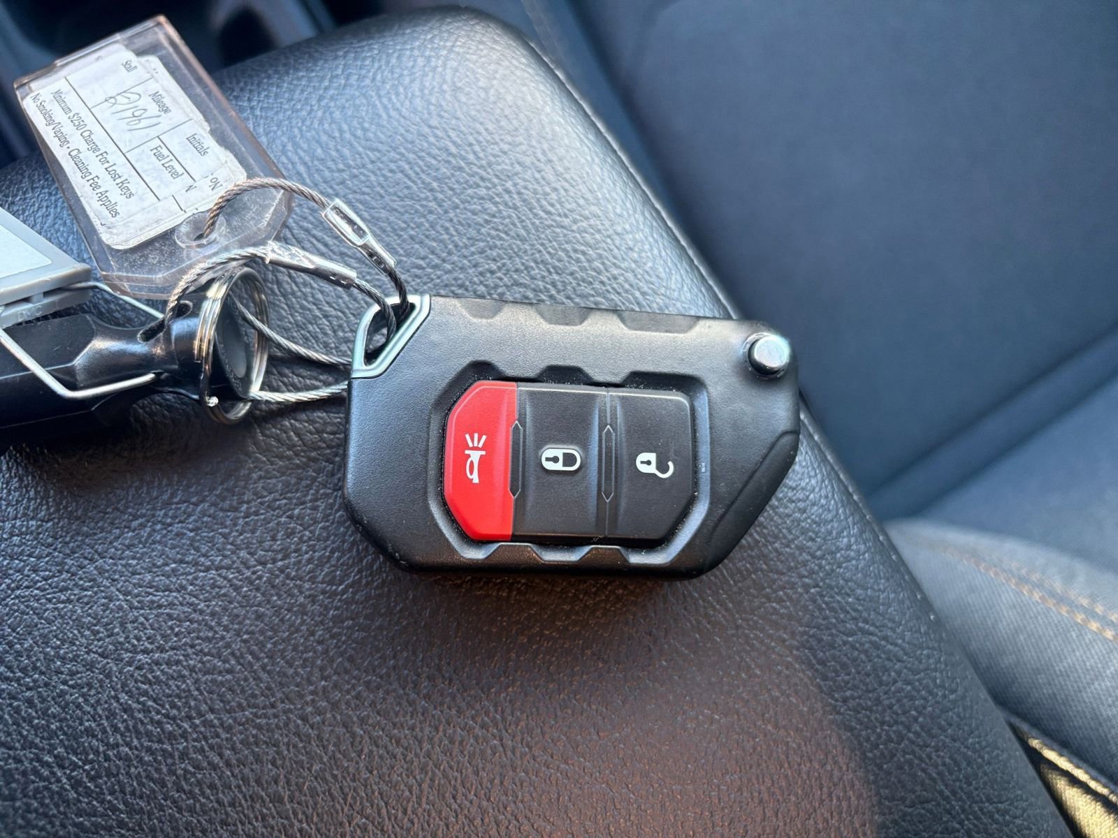 Used 2025 Jeep Wrangler Sport S AWD/4WD image 21
