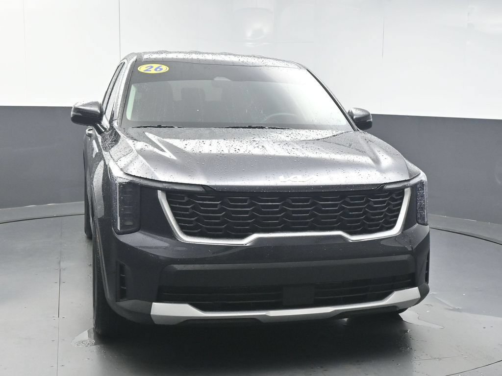 Used 2026 Kia Sorento LX FWD image 2