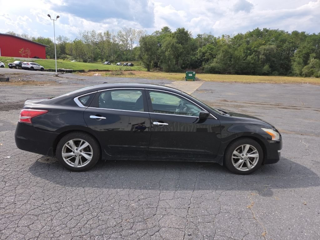 Used 2013 Nissan Altima 2.5 SV FWD image 4