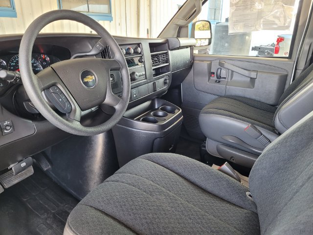 Used 2025 Chevrolet Express 2500 w/ Driver Convenience Package RWD image 16