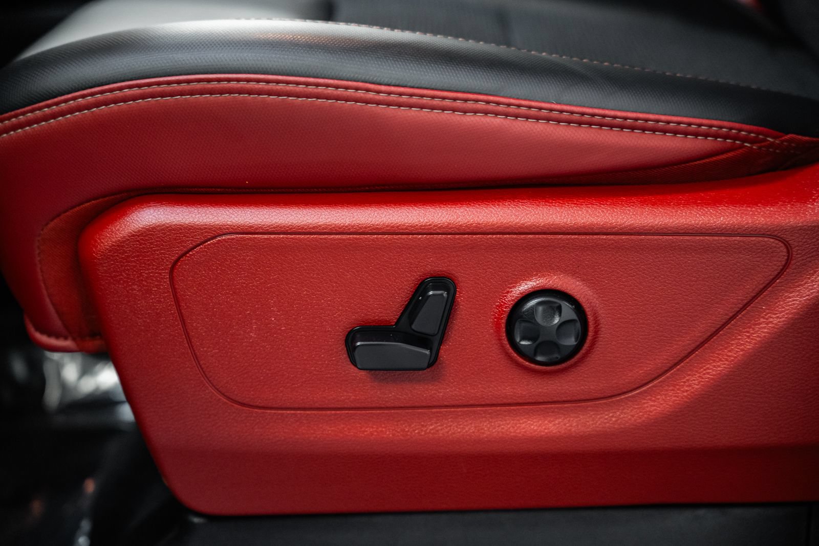 Used 2019 RAM 1500 Rebel w/ Rebel Level 1 Equipment Group AWD/4WD image 41