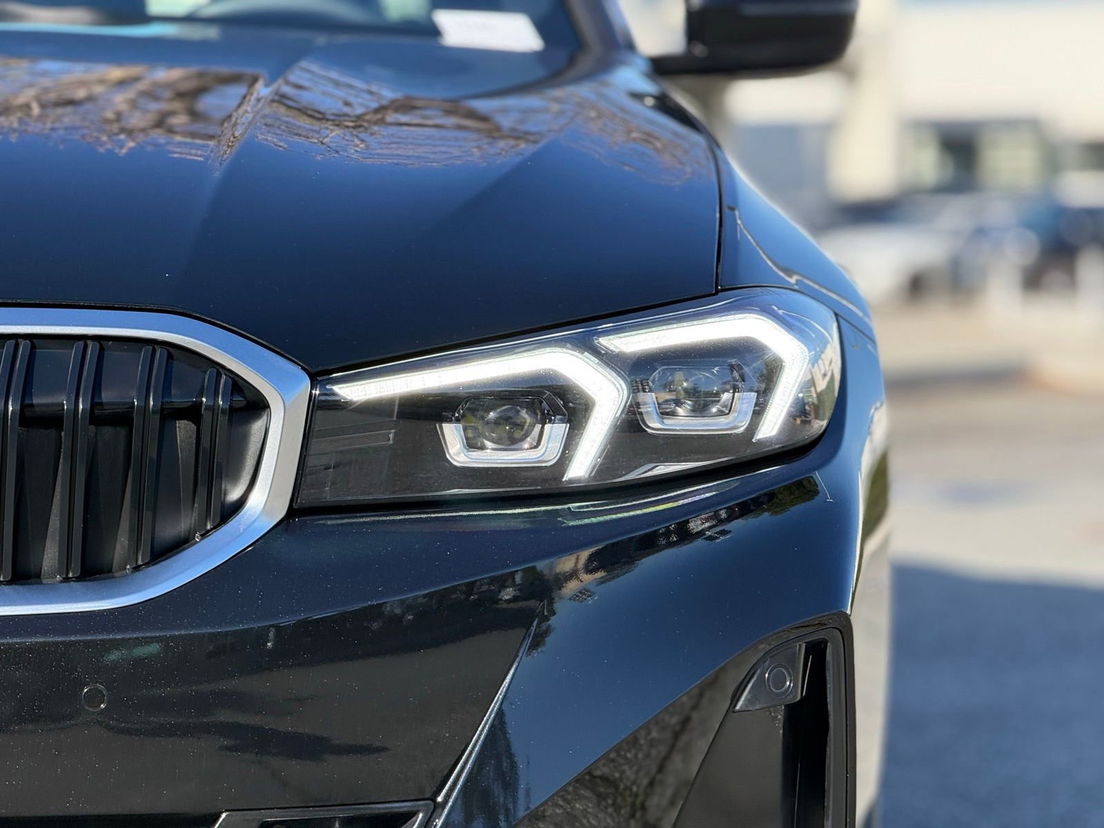 Used 2025 BMW 330i 330i w/ Convenience Package image 13