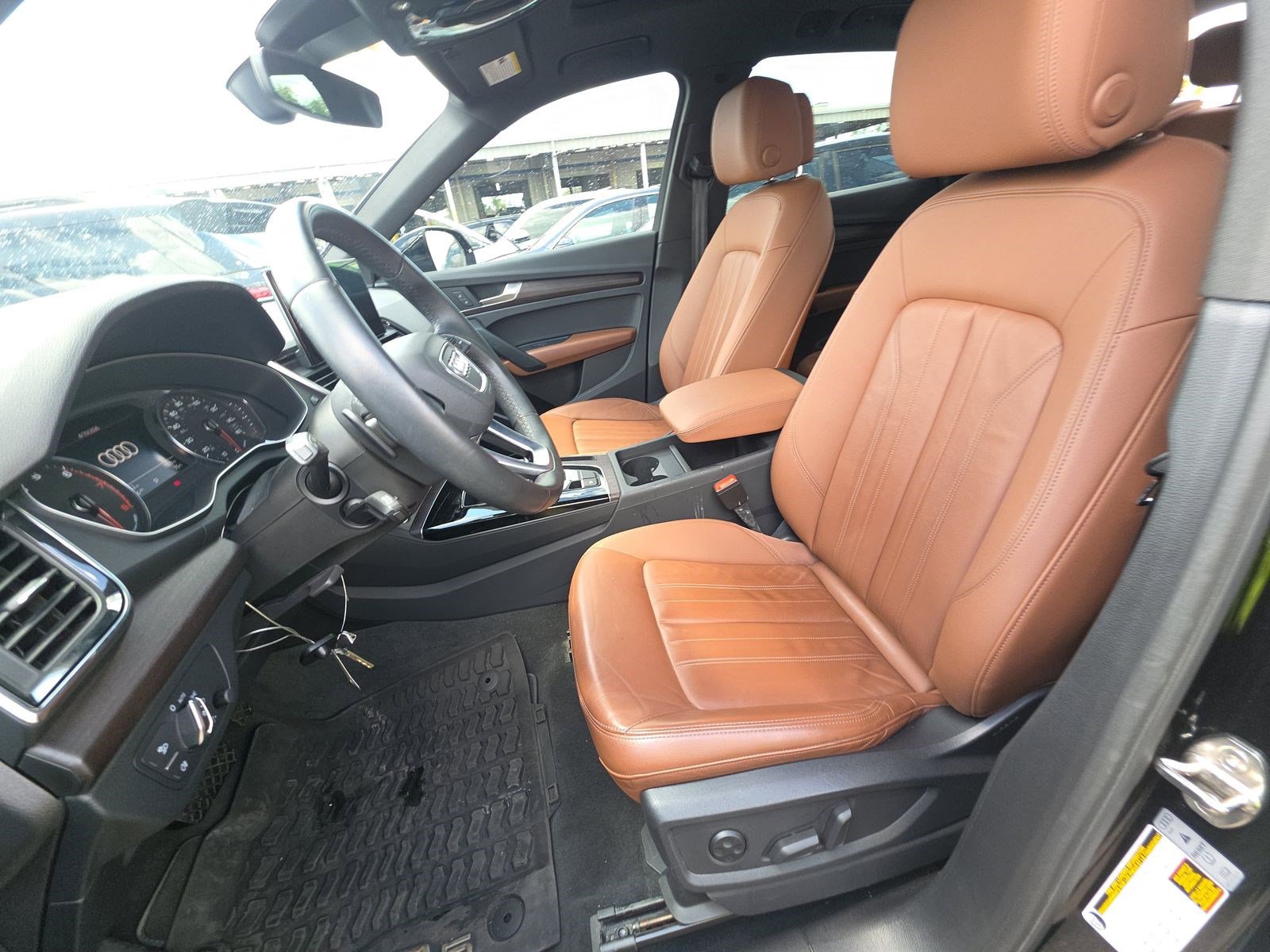 Used 2023 Audi Q5 2.0T Premium w/ Convenience Package AWD/4WD image 10