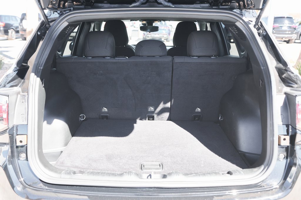 Used 2023 Jeep Compass Sport image 23