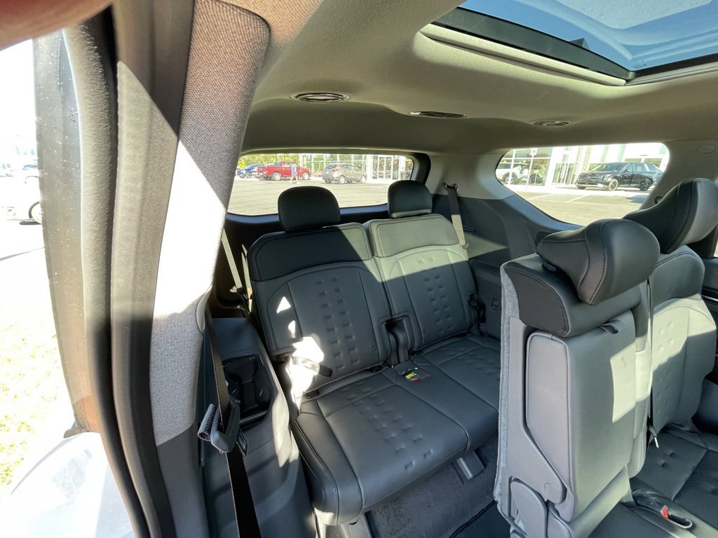 New 2026 Kia EV9 Wind image 30