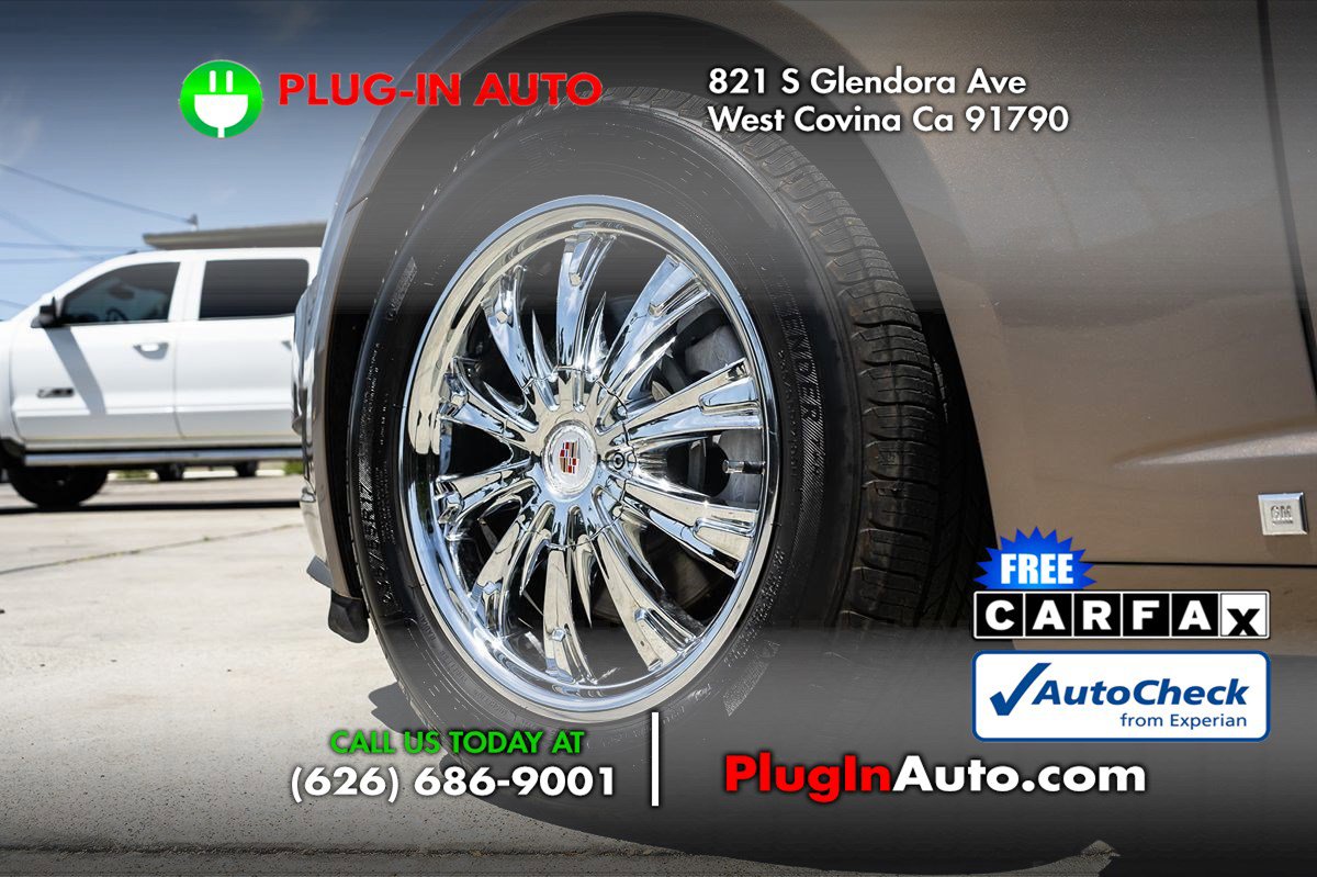 Used 2008 Cadillac CTS 3.6 w/ Luxury Level Two Package RWD image 5
