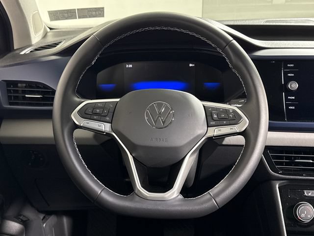 Used 2023 Volkswagen Taos SE w/ Panoramic Sunroof Package AWD/4WD image 25