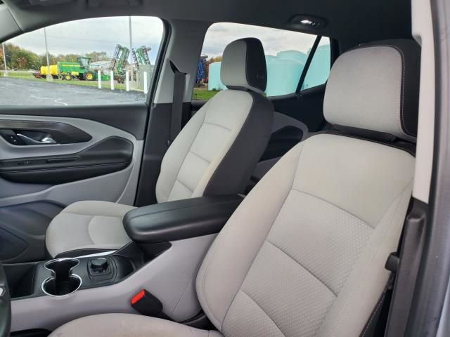 Used 2023 GMC Terrain SLE w/ LPO, Floor Liner Package image 15